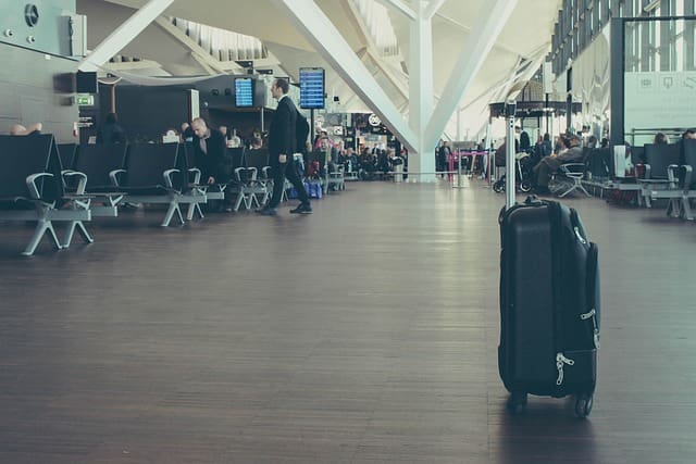 8 Cutting-Edge Smart Luggage Tags That Will Transform Your Travel Experience